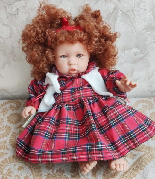 Carmen Gonzalez JAMMY , мягконабивная кукла Джемми, 48 см